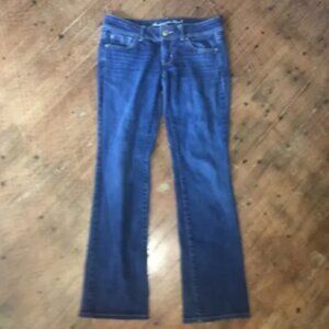 American Eagle kick boot raw hem western size 6 jeans